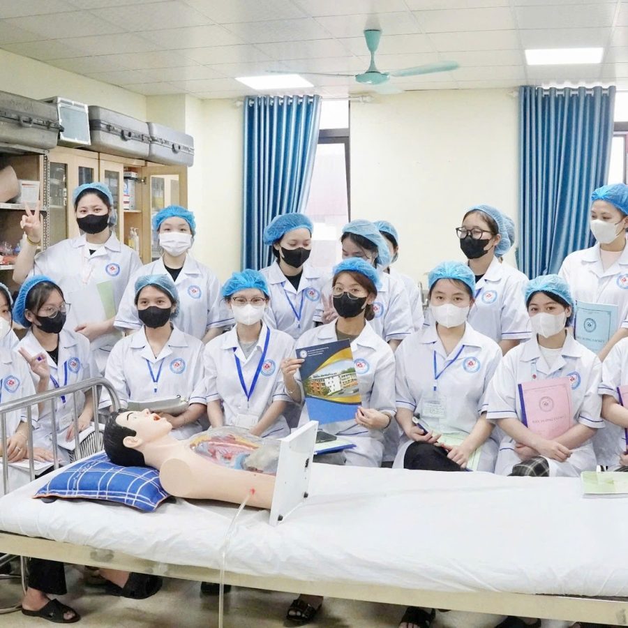Hoạt động của trường Cao đẳng Y Hà Nội